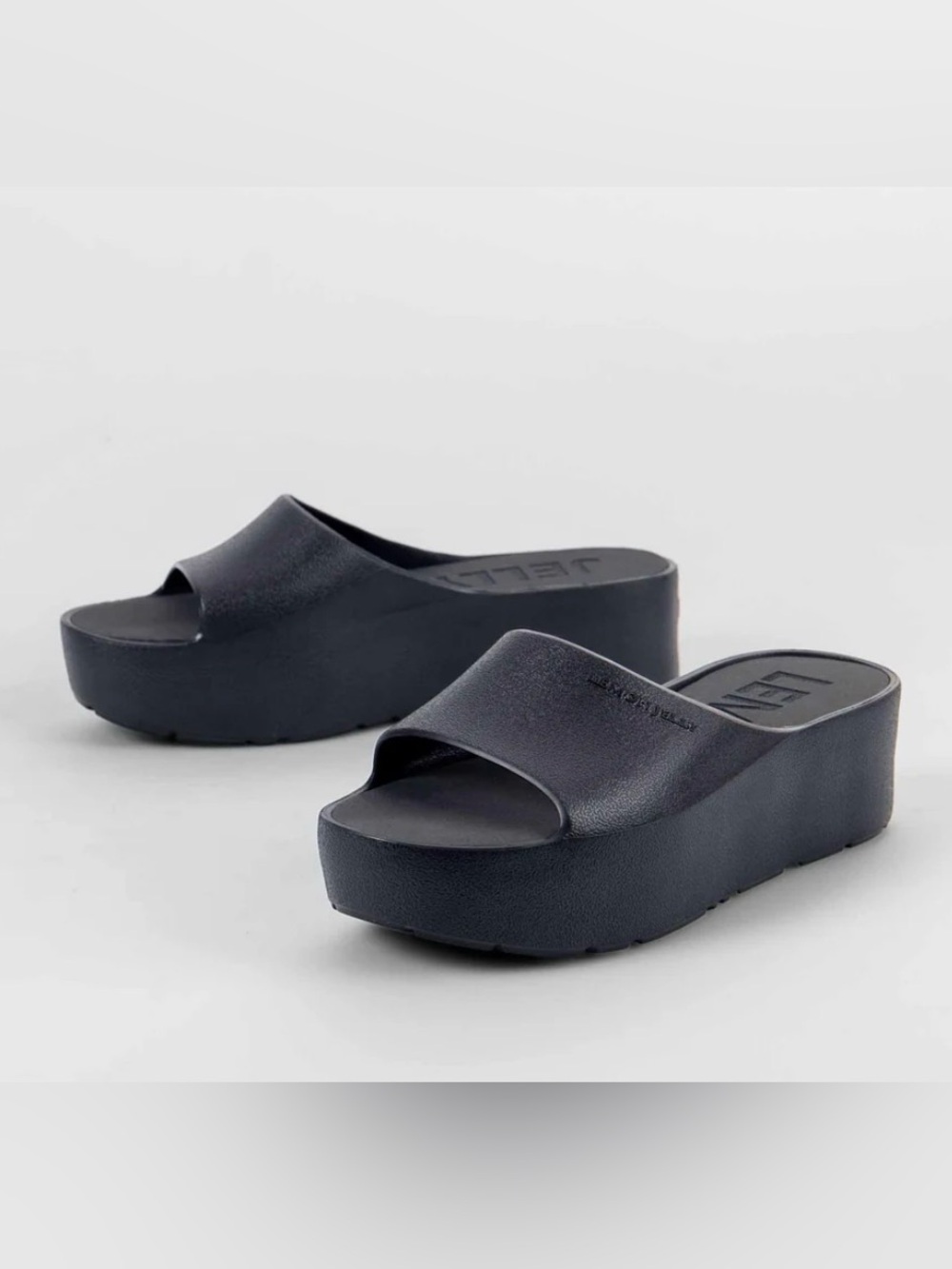 NWOT LEMON JELLY Sunny Matte Black Platform Slide Waterproof Sandals 38 US 7.5-8